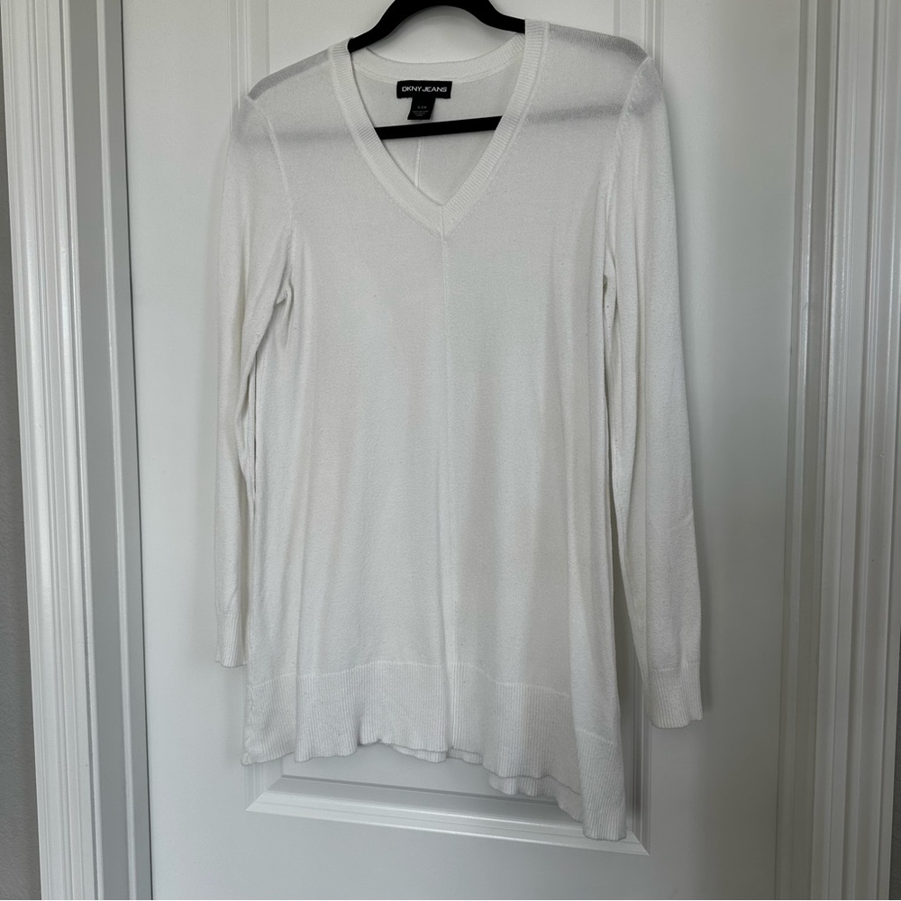 DNKY white sweater